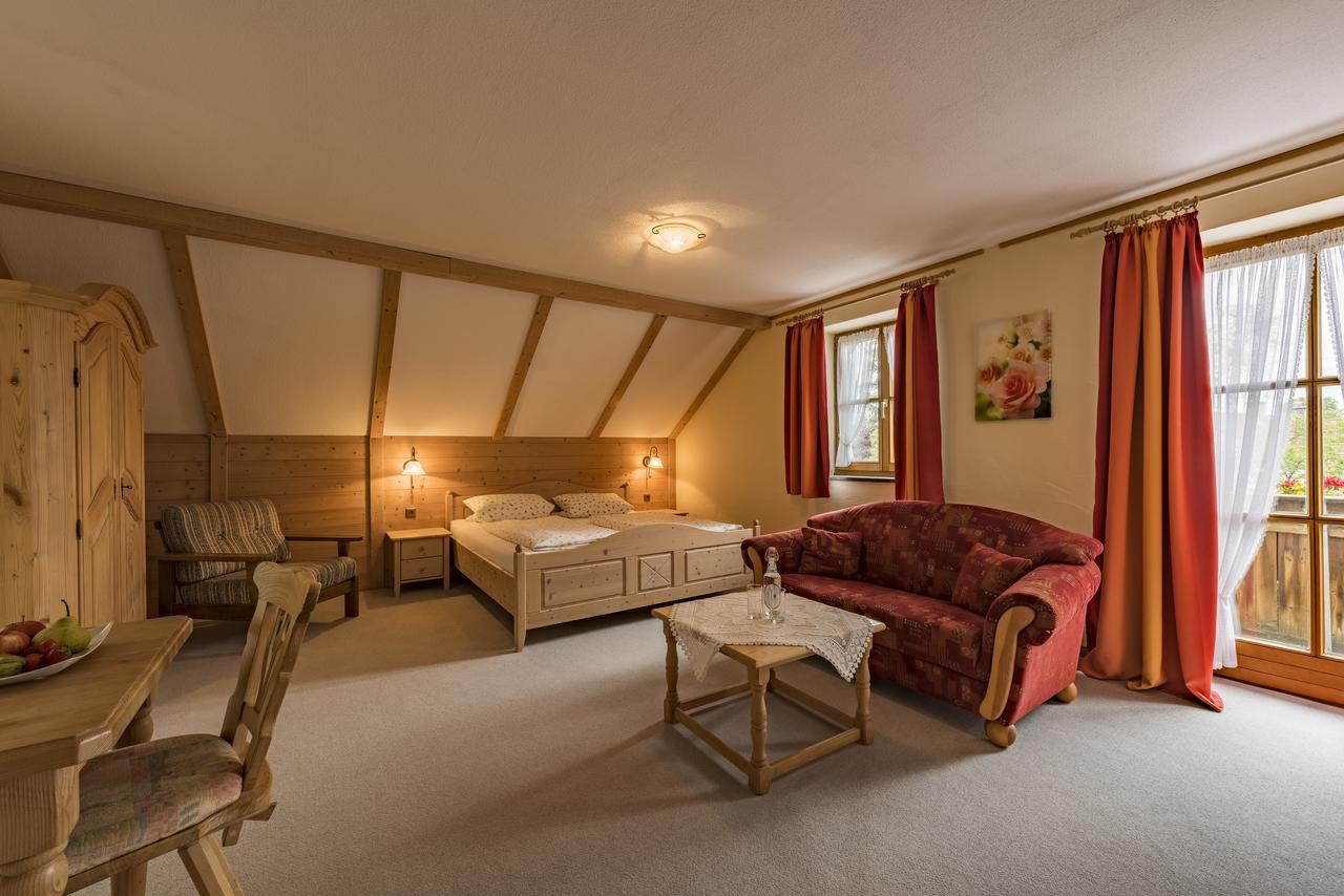 Landgasthof Wangerstuben Oberostendorf 외부 사진